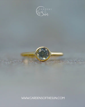 Mint Green Sapphire Ring in Gold